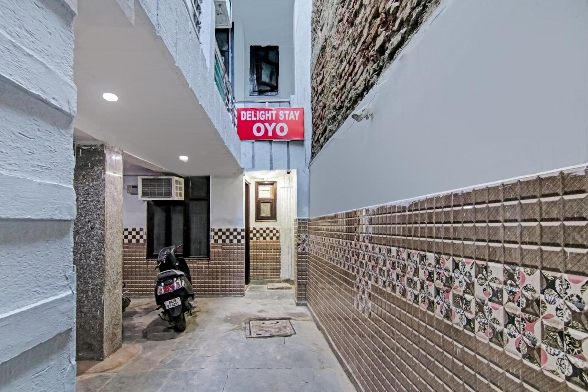 Hotel O Chaudhary Villa New Delhi Extérieur photo
